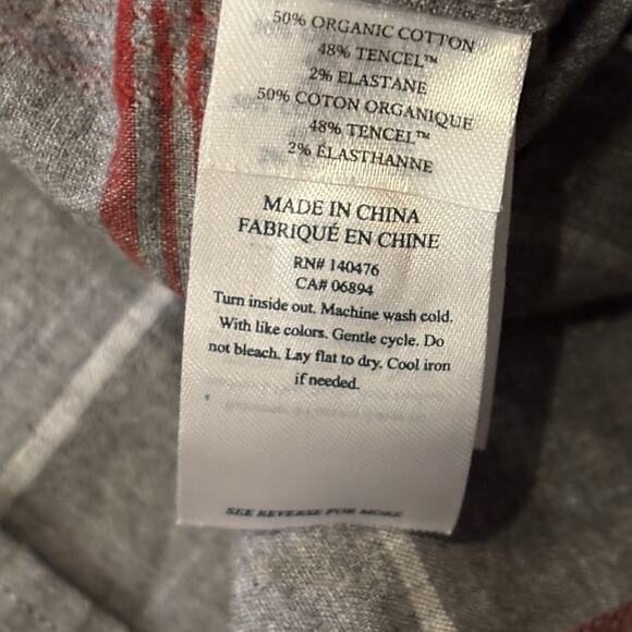 Faherty The Classic Flannel Shirt Size Medium in Juliet Plaid Gray & Red Cotton - Picture 5 of 6